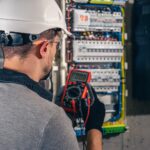Diagnostyka i naprawa usterek w instalacji elektrycznej trójfazowej
