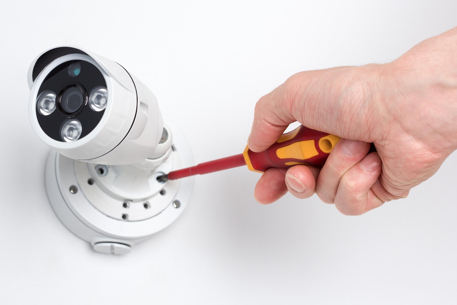Diagnostyka i naprawa usterek w systemie monitoringu CCTV
