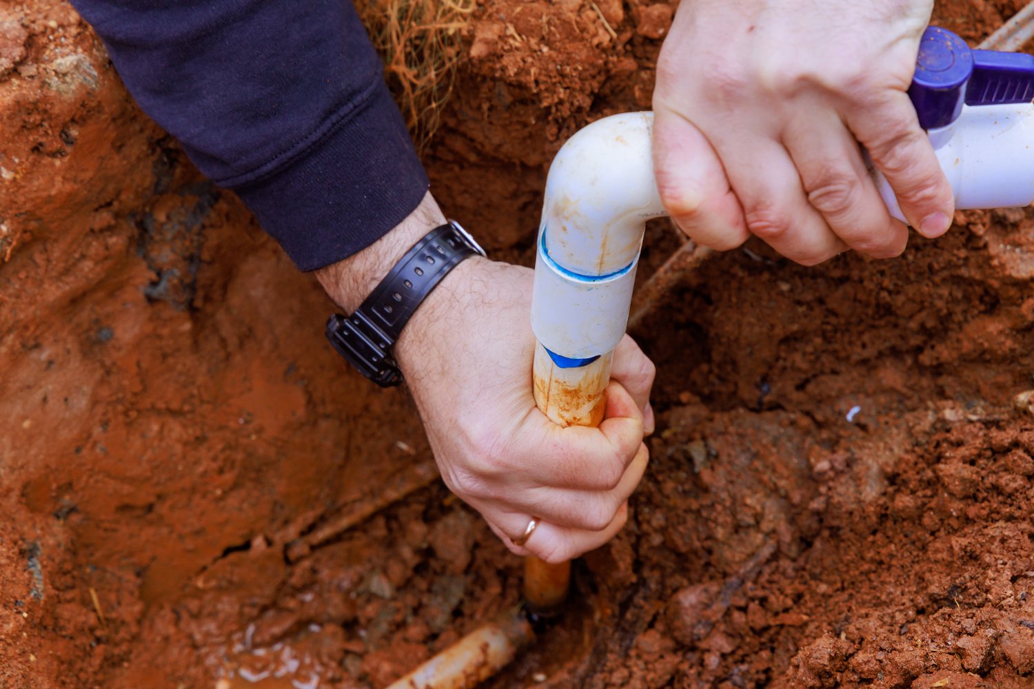 Rozwiązywanie problemów z instalacją hydrauliczną w starym budownictwie