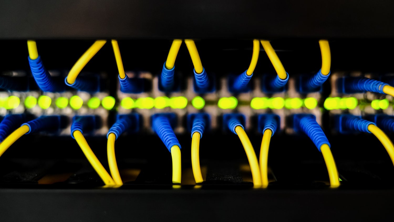 Problem zakłóceń w sieciach przemysłowych Ethernet