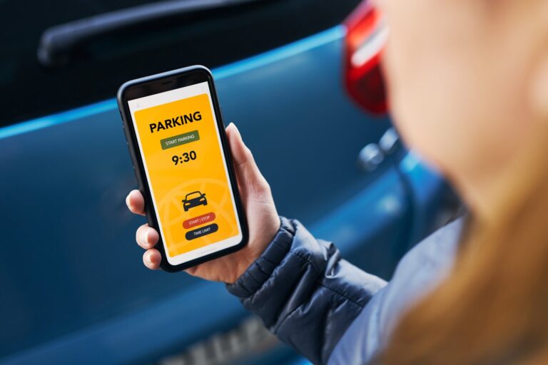 Trendy w rozwoju inteligentnych systemów parkingowych