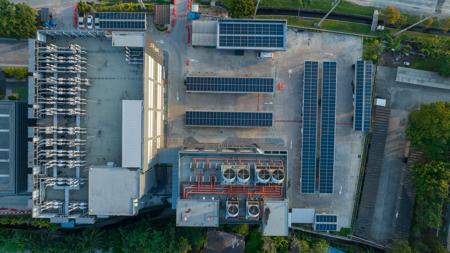 Mikrosieci energetyczne w budownictwie komercyjnym – trendy rozwojowe