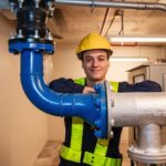 Wybór i montaż elementów instalacji kanalizacyjnej w budynku