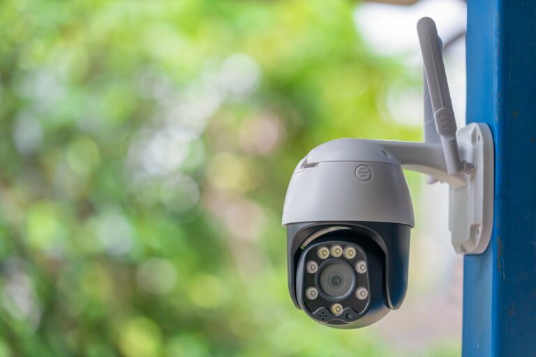 Monitoring domu – jakie kamery wybrać i gdzie je zamontować