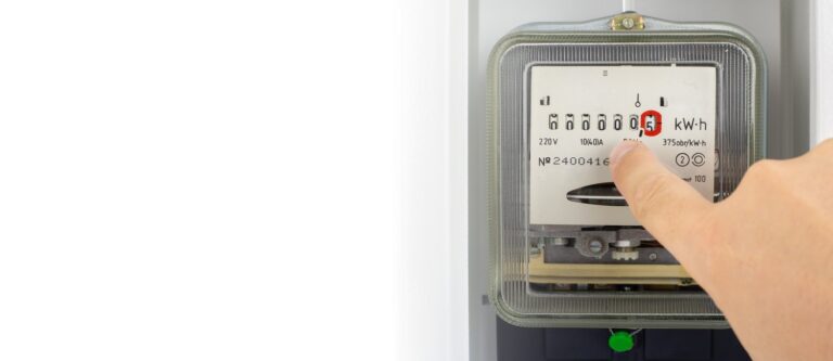 Smart liczniki energii – jak kontrolować zużycie mediów