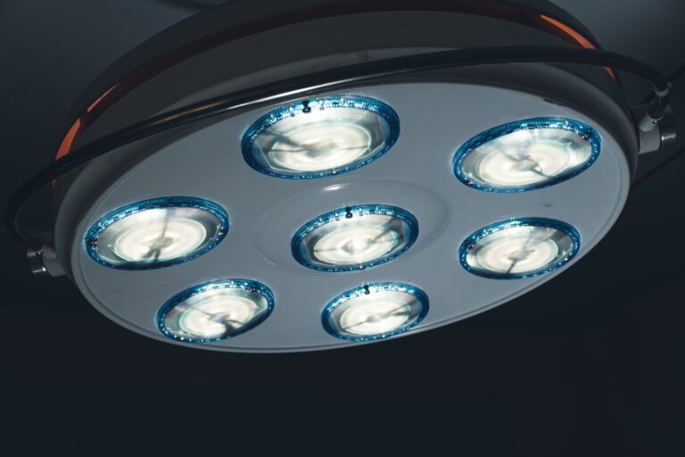 Trendy w oświetleniu LED – jakie rozwiązania wybierać