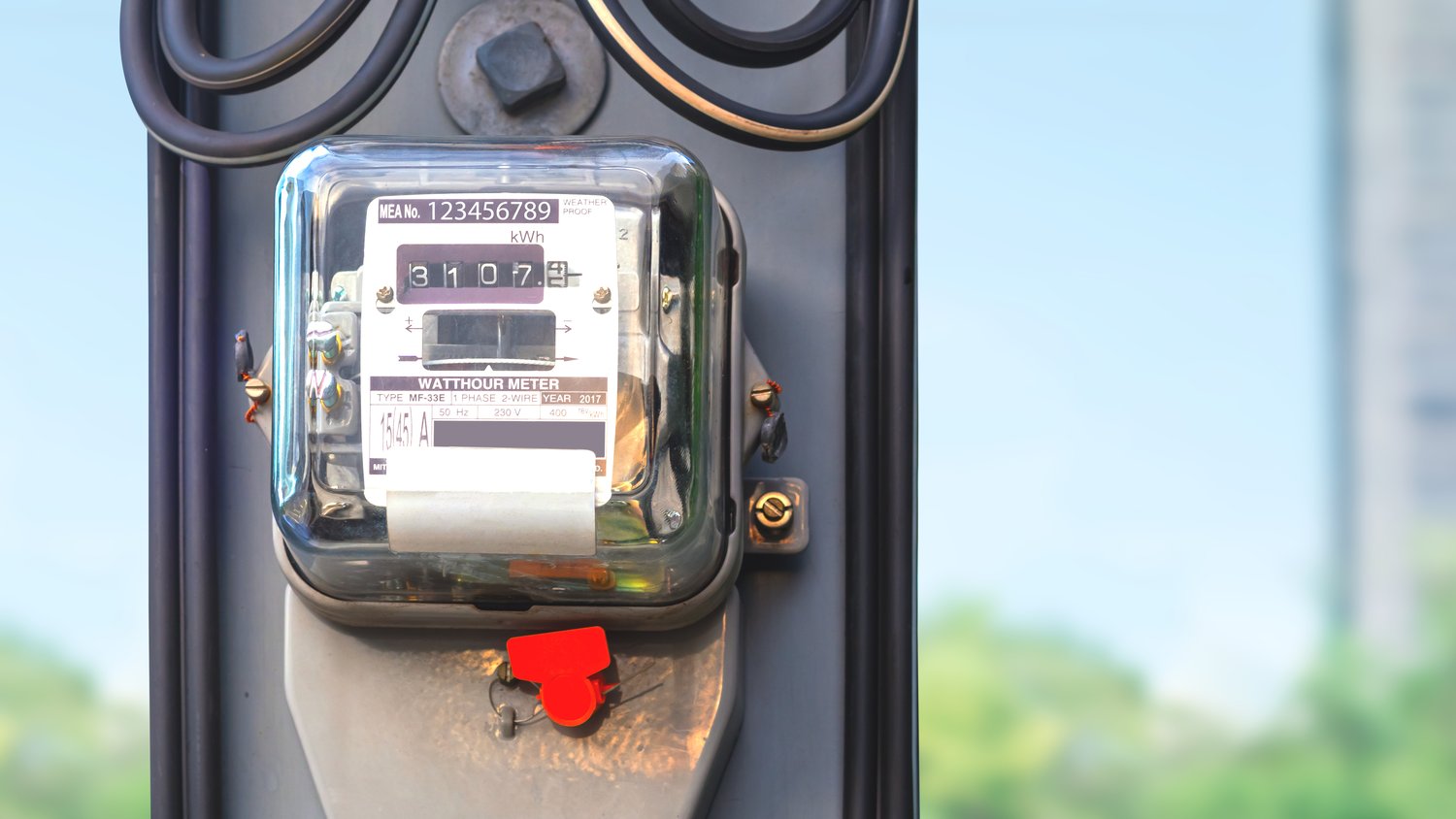 Jak wybrać odpowiedni licznik energii elektrycznej dla Twojej instalacji