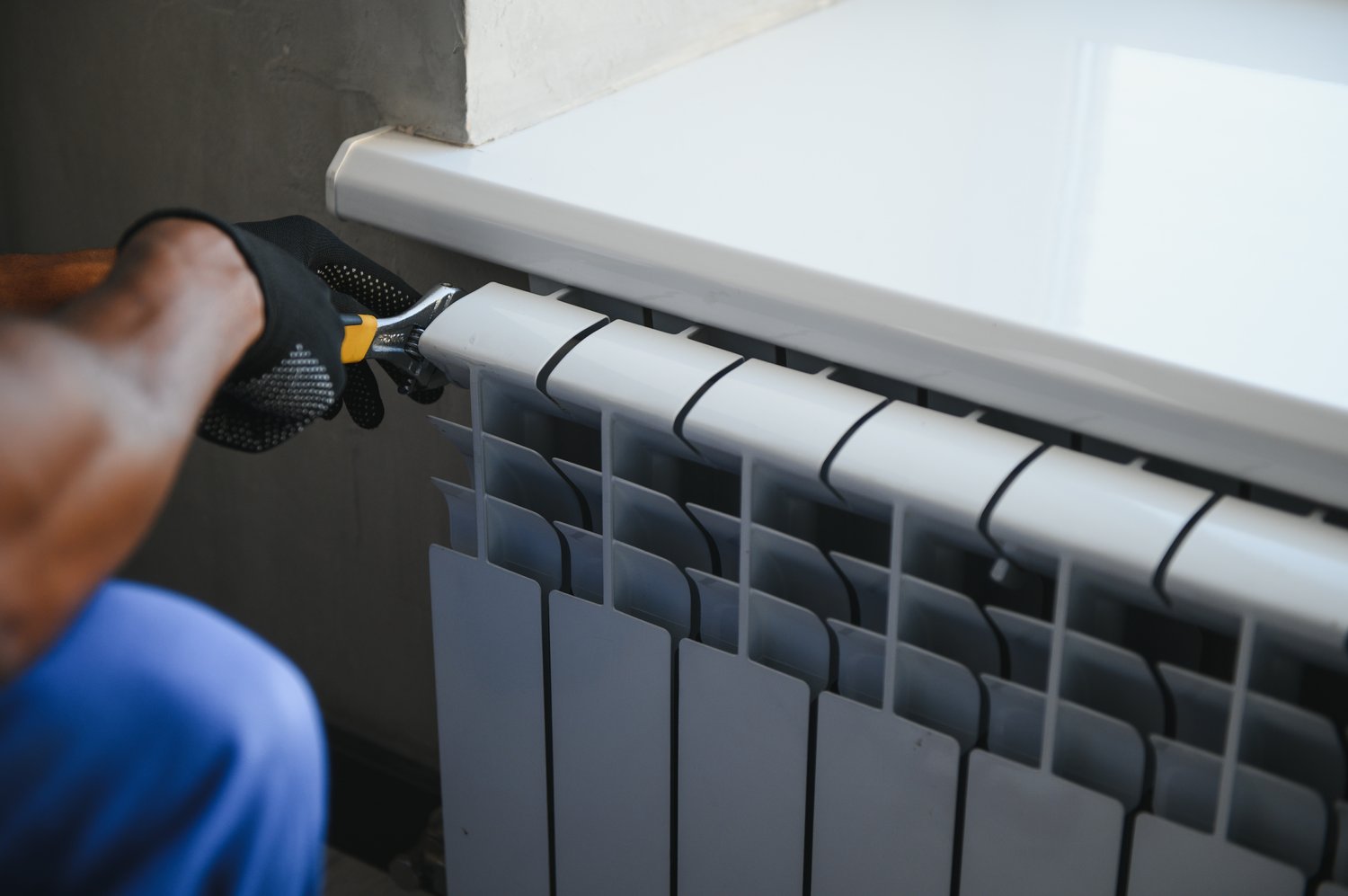 Problem nieefektywnego grzania elektrycznego kaloryfera – diagnostyka i naprawa